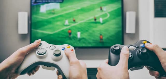 Co jest lepsze: Xbox czy PlayStation? Porównanie dla graczy Co jest lepsze: Xbox czy PlayStation? Porównanie dla graczy